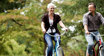 couple riding bikes